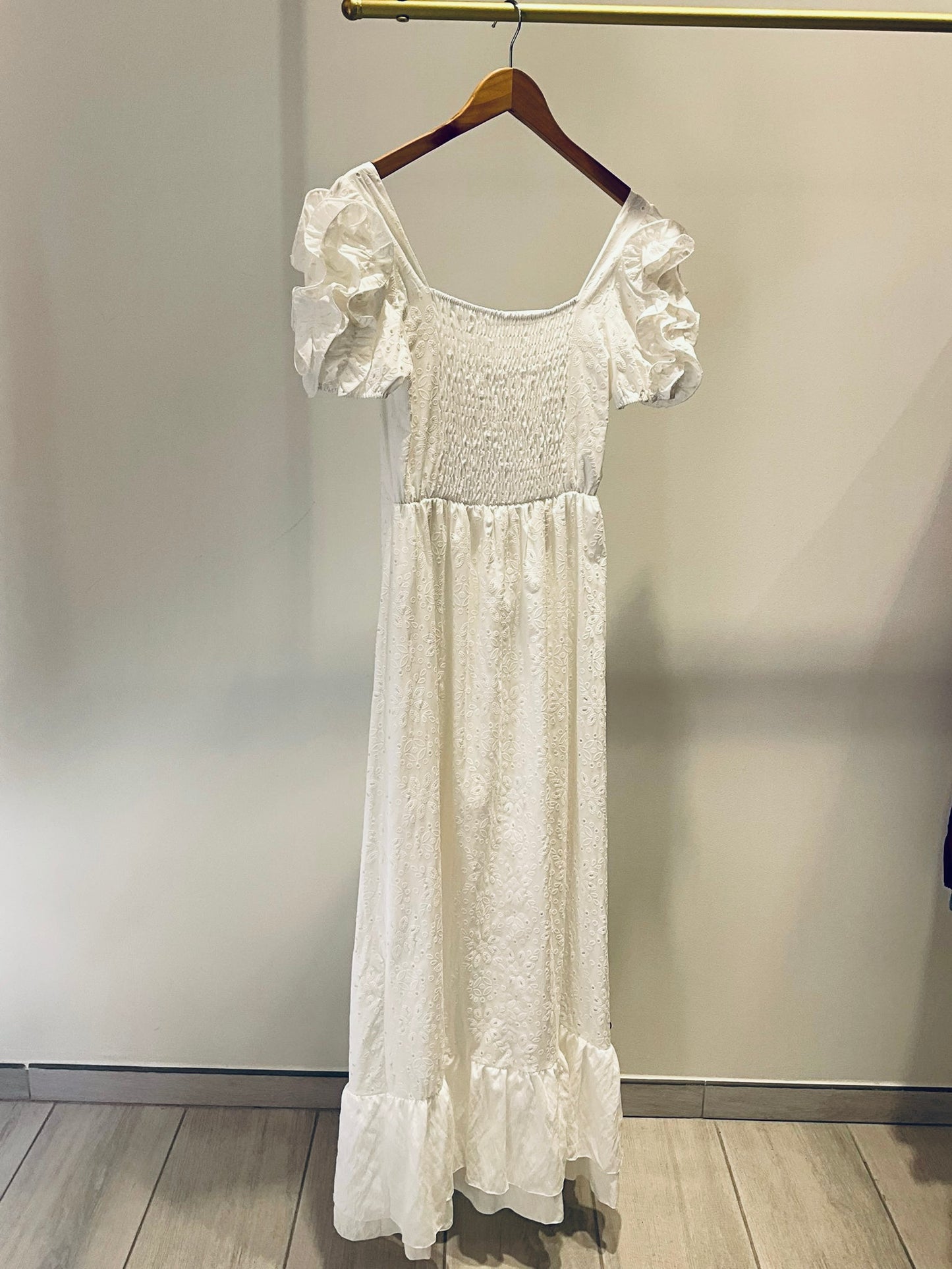 VESTIDO BLANCO MANGA VOLUMEN