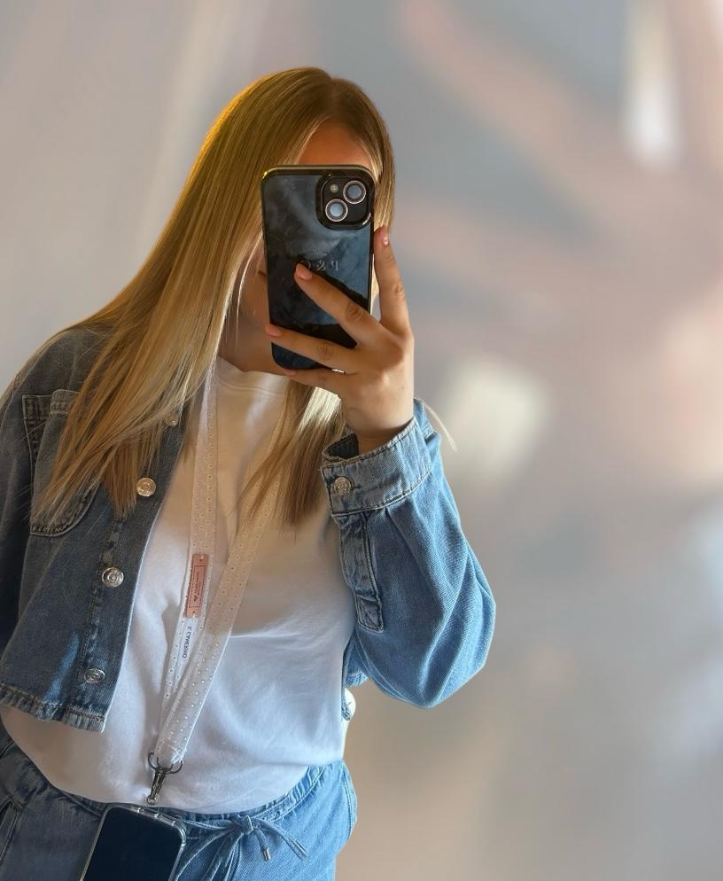 CUELGA MOVIL BLANCO CALADO HECHO A MANO