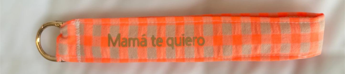 LLAVEROS HECHOS A MANO