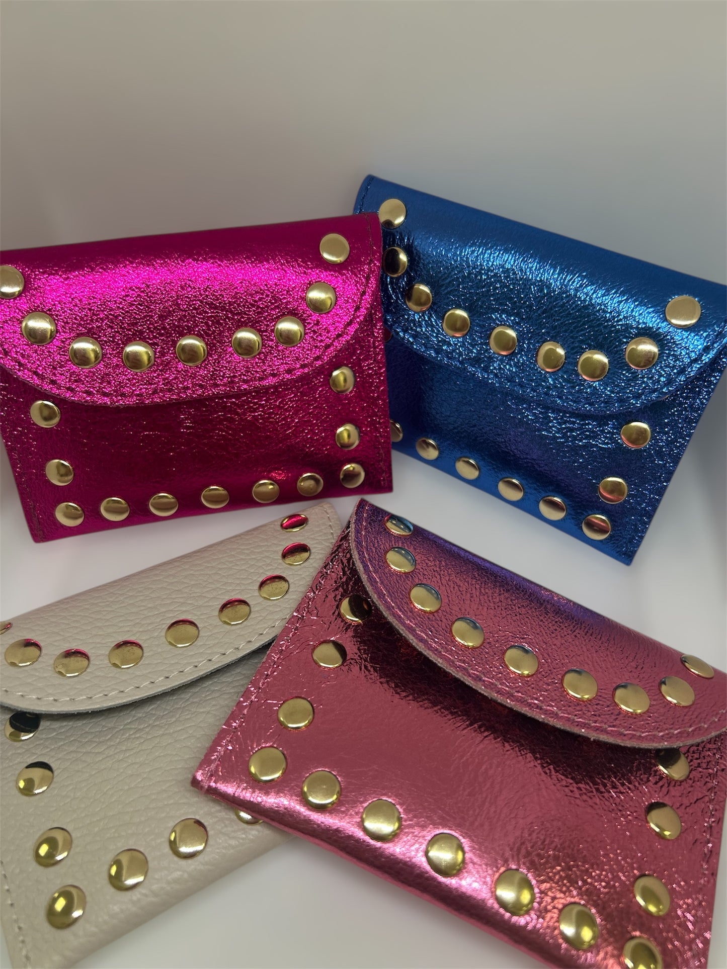 MONEDERO TACHUELAS ROSA
