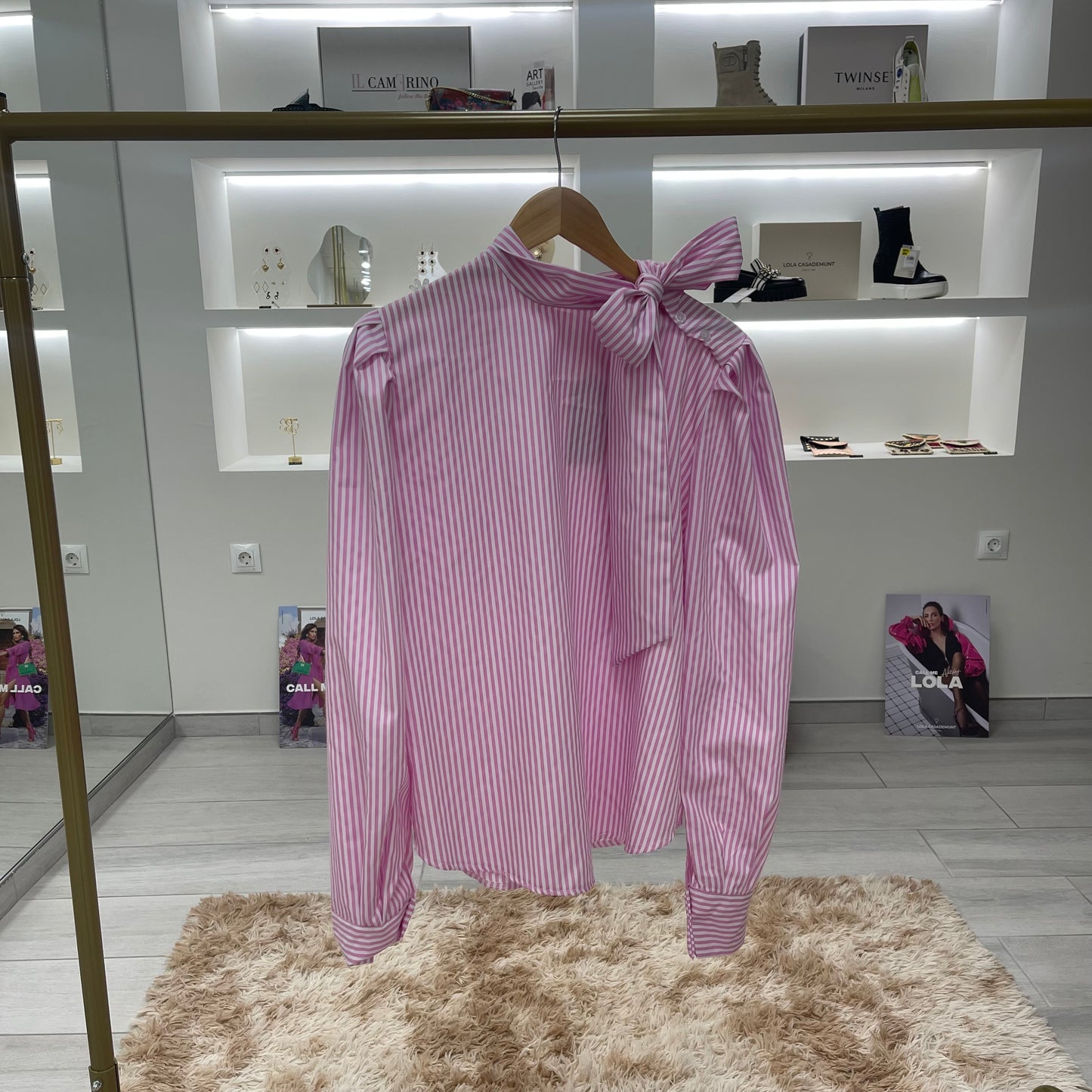 BLUSA RAYAS ROSA Y BLANCA CUELLO LAZO
