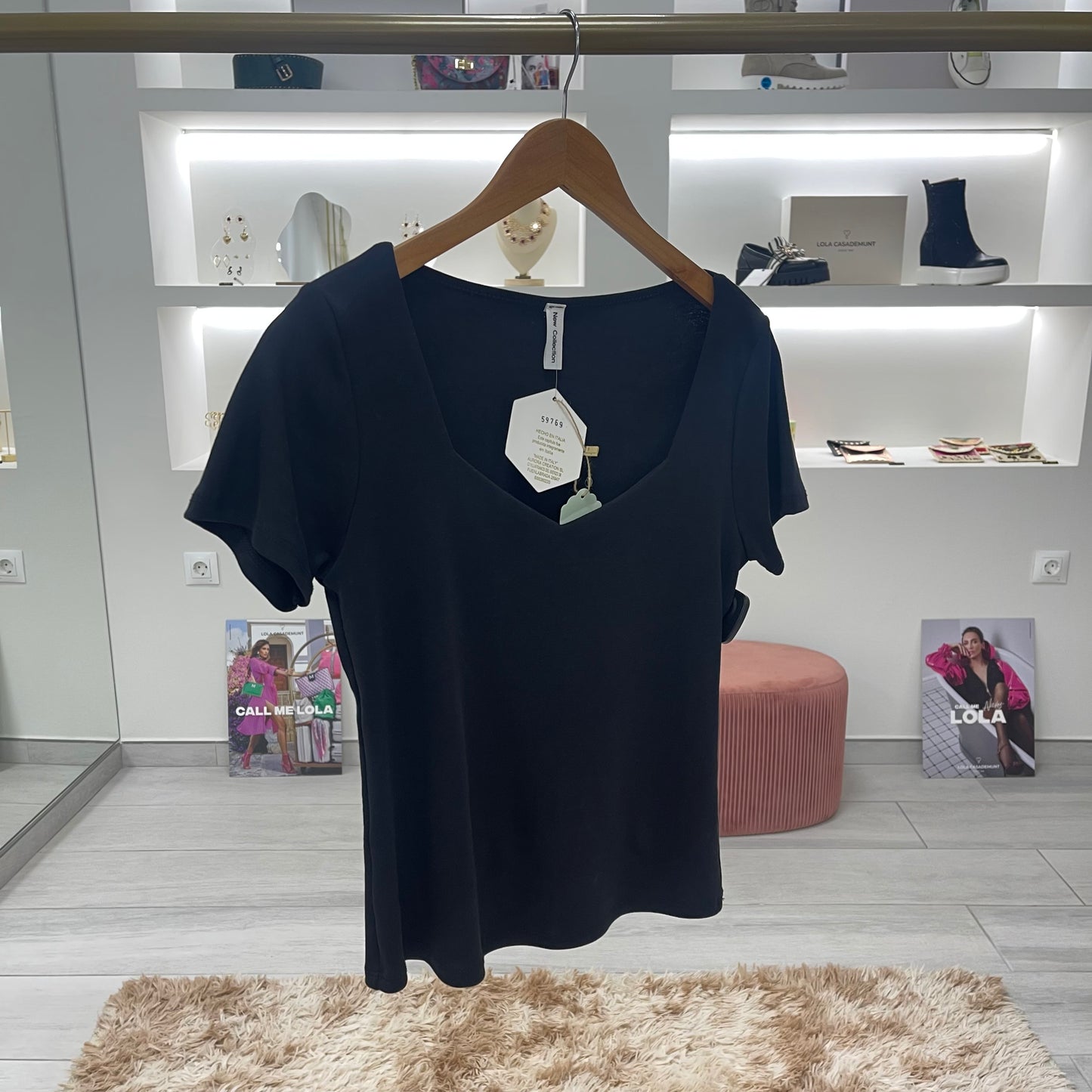 CAMISETA NEGRA BÁSICA MANGA CORTA