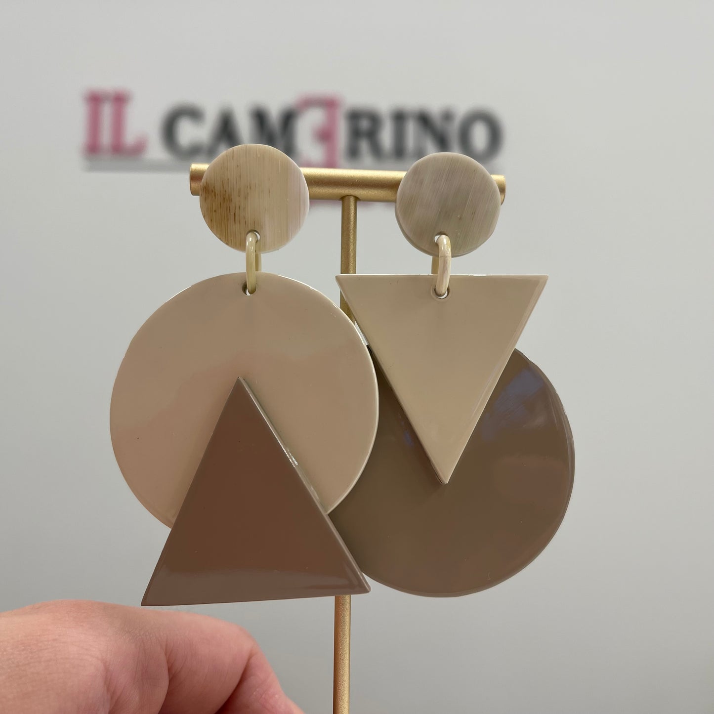 PENDIENTES GEOMÉTRICOS ASIMÉTRICOS