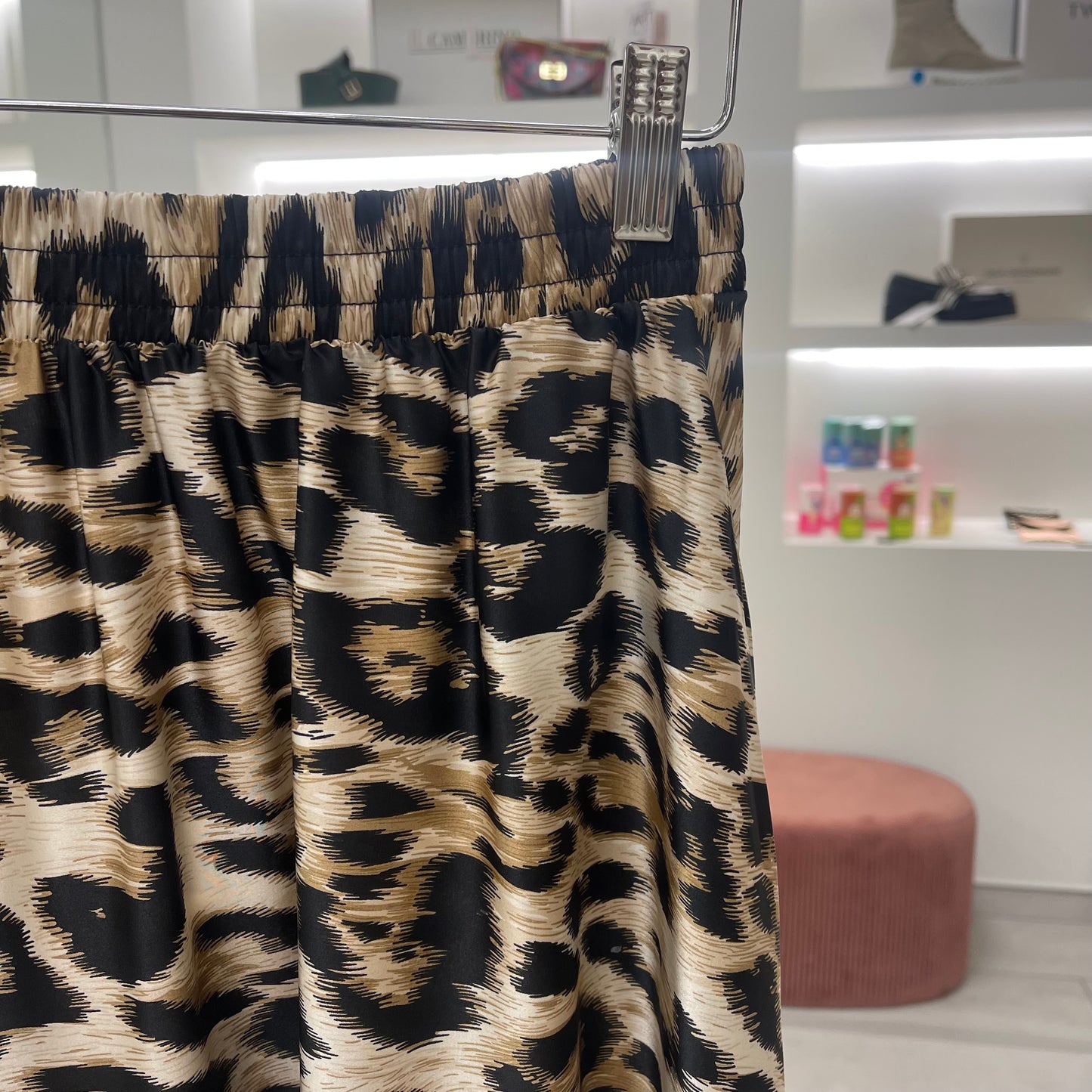 FALDA SATINADA ANIMAL PRINT