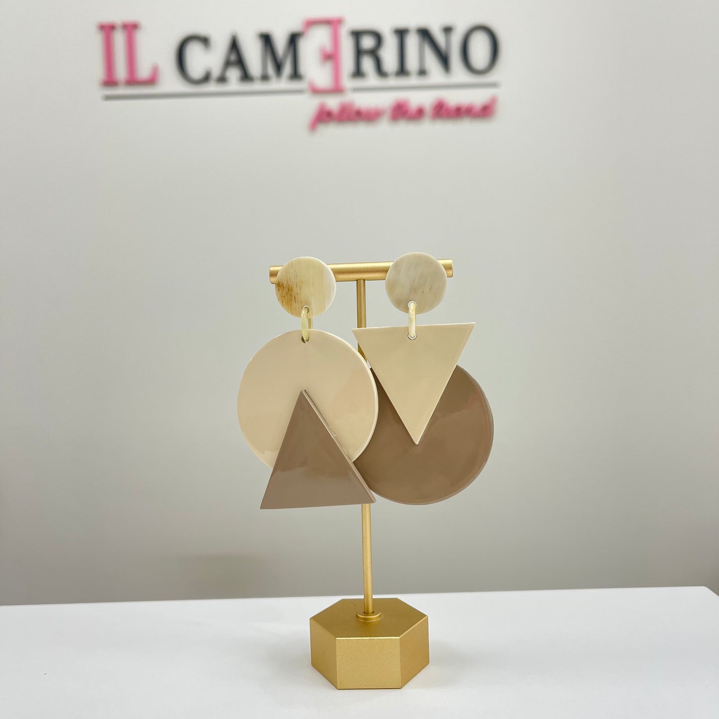PENDIENTES GEOMÉTRICOS ASIMÉTRICOS