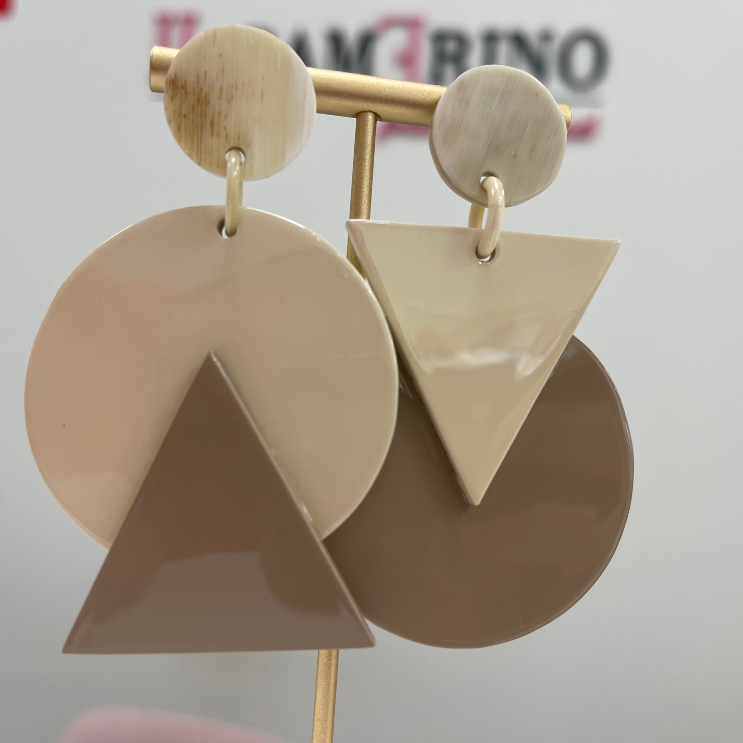 PENDIENTES GEOMÉTRICOS ASIMÉTRICOS