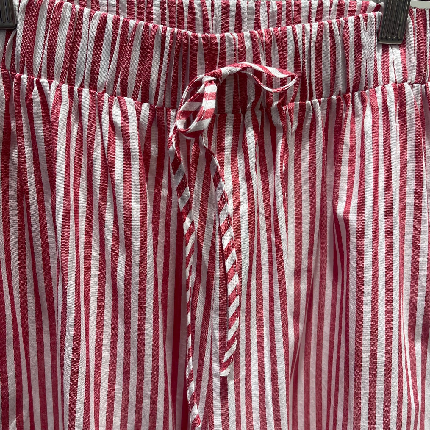 PANTALÓN LINO A RAYAS