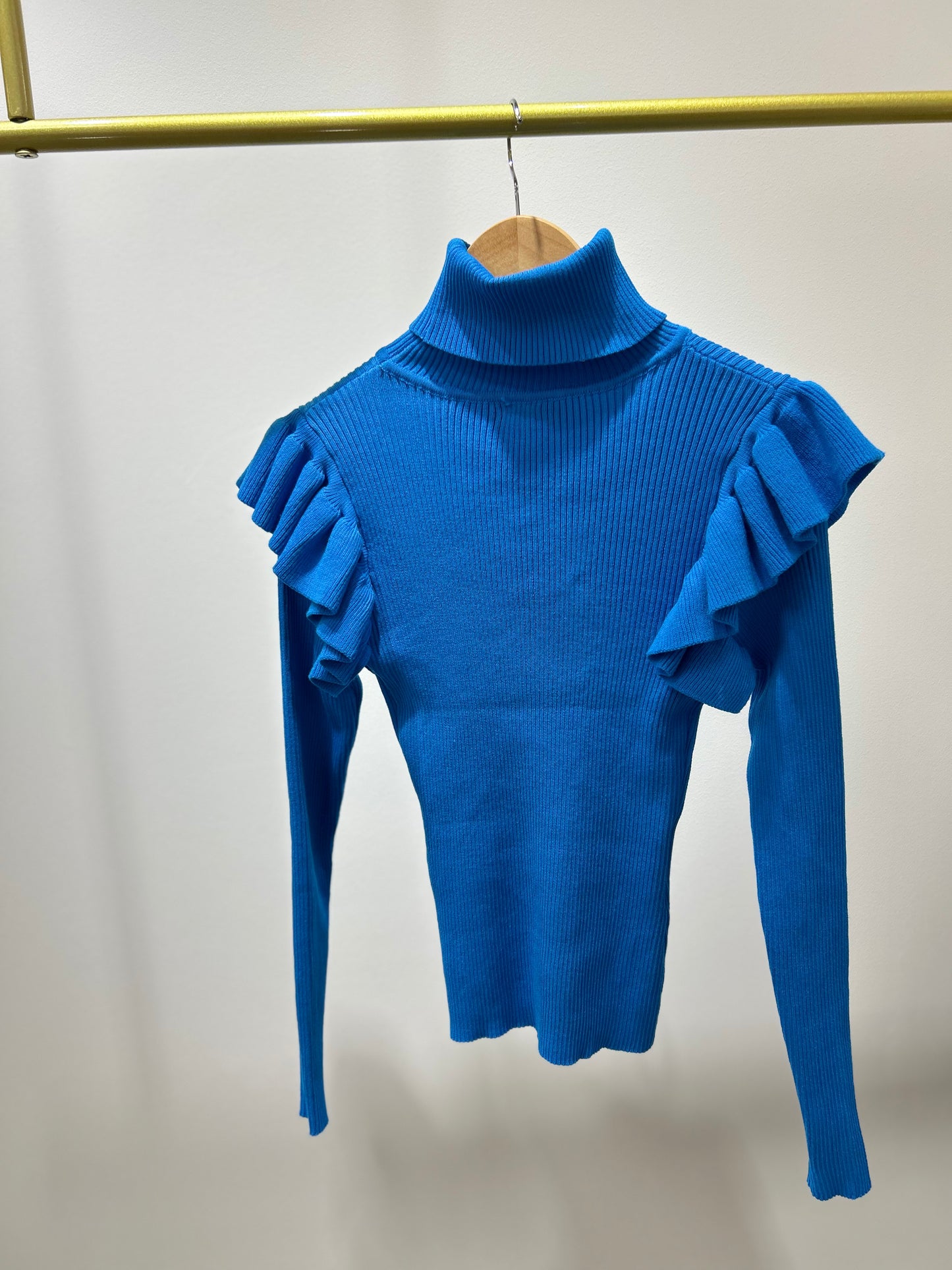 JERSEY AZUL ELÉCTRICO CUELLO ALTO