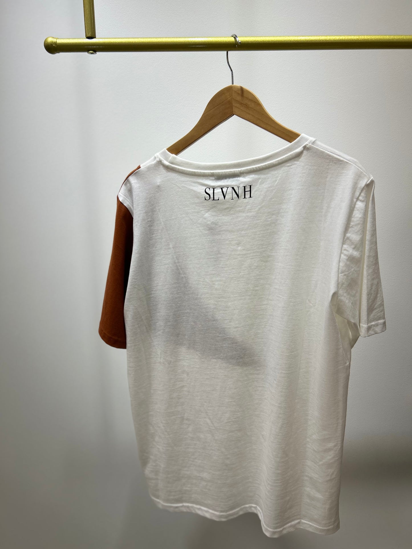 CAMISETA TEXTO SILVIAN HEACH