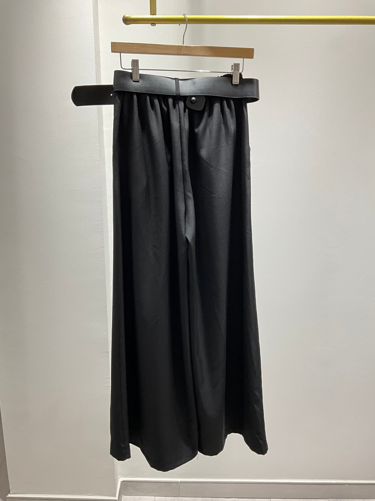 PANTALÓN FLUIDO NEGRO