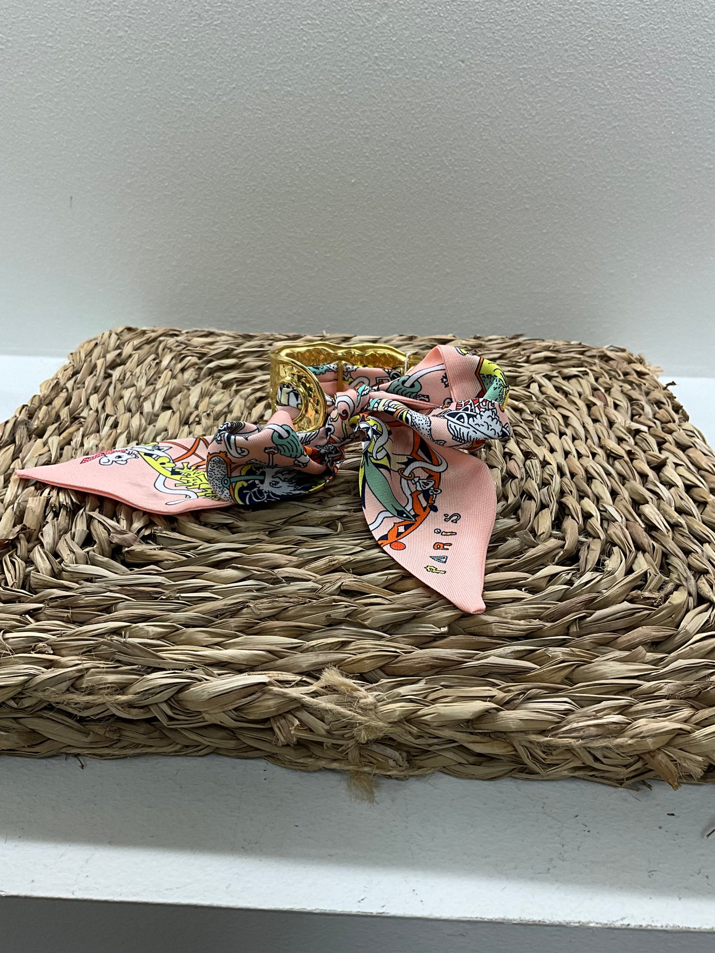 BRAZALETE LAZO TONOS ROSAS