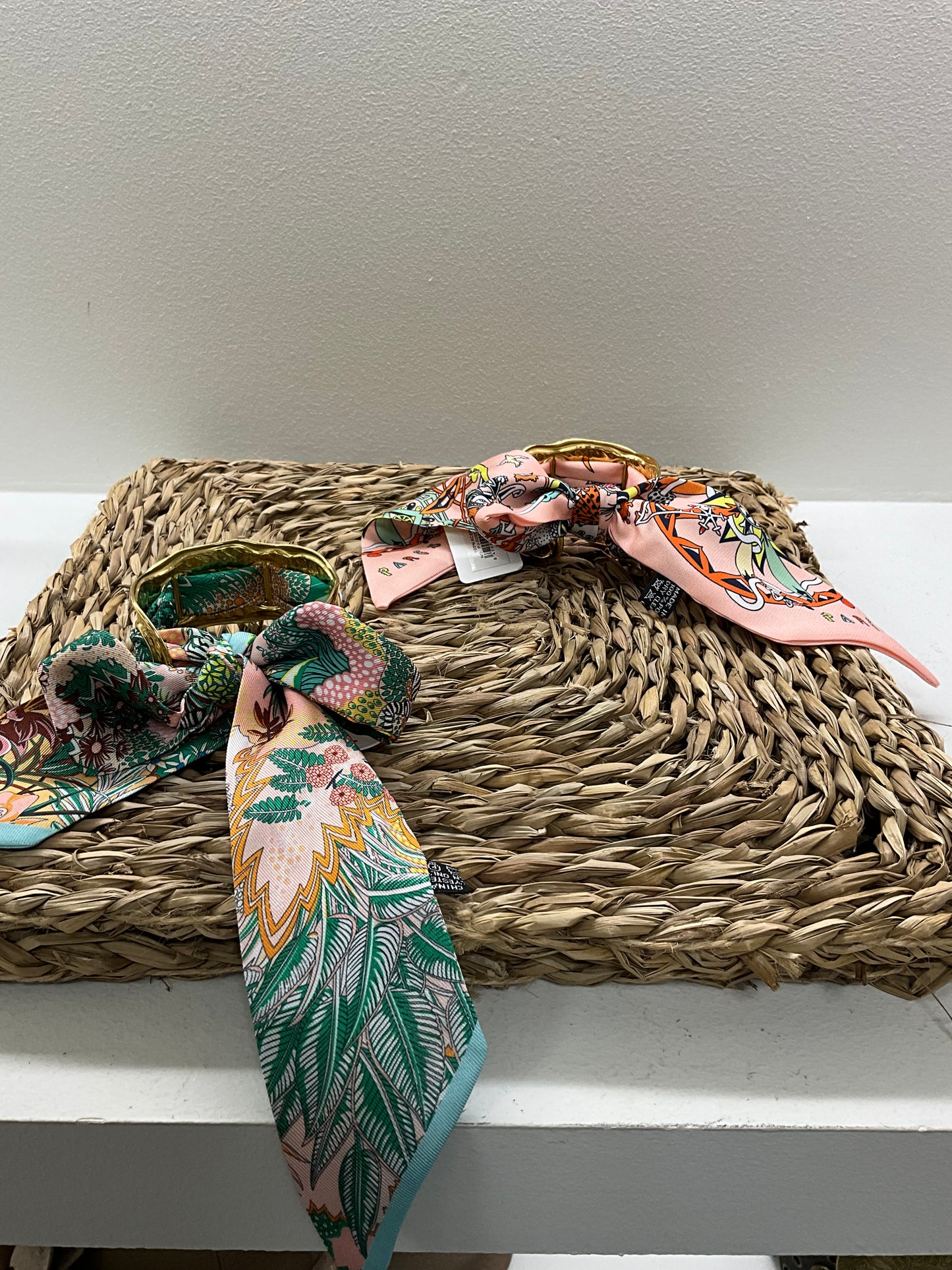 BRAZALETE LAZO TONOS ROSAS