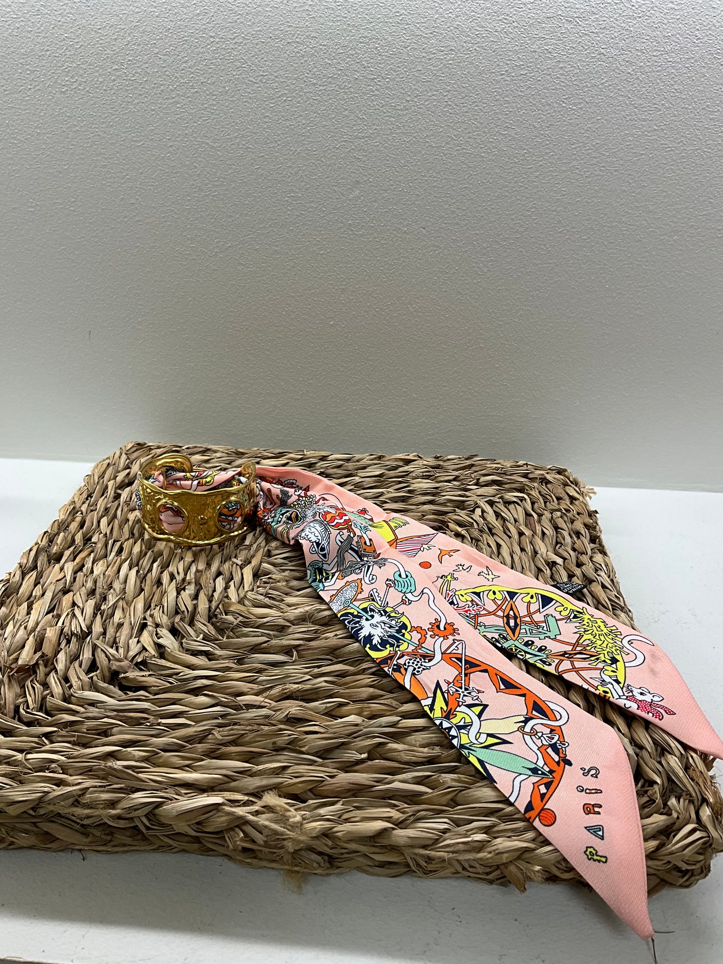 BRAZALETE LAZO TONOS ROSAS