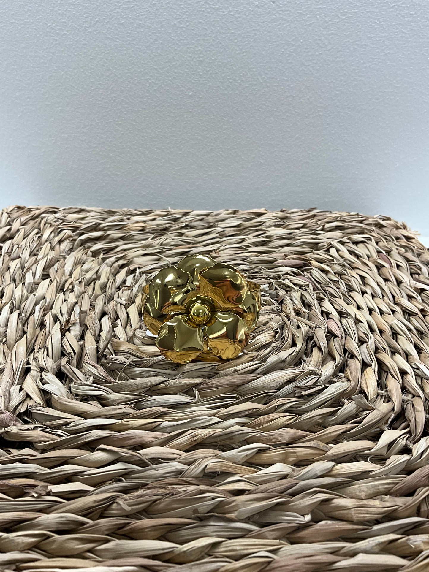 BRAZALETE FLOR DORADA