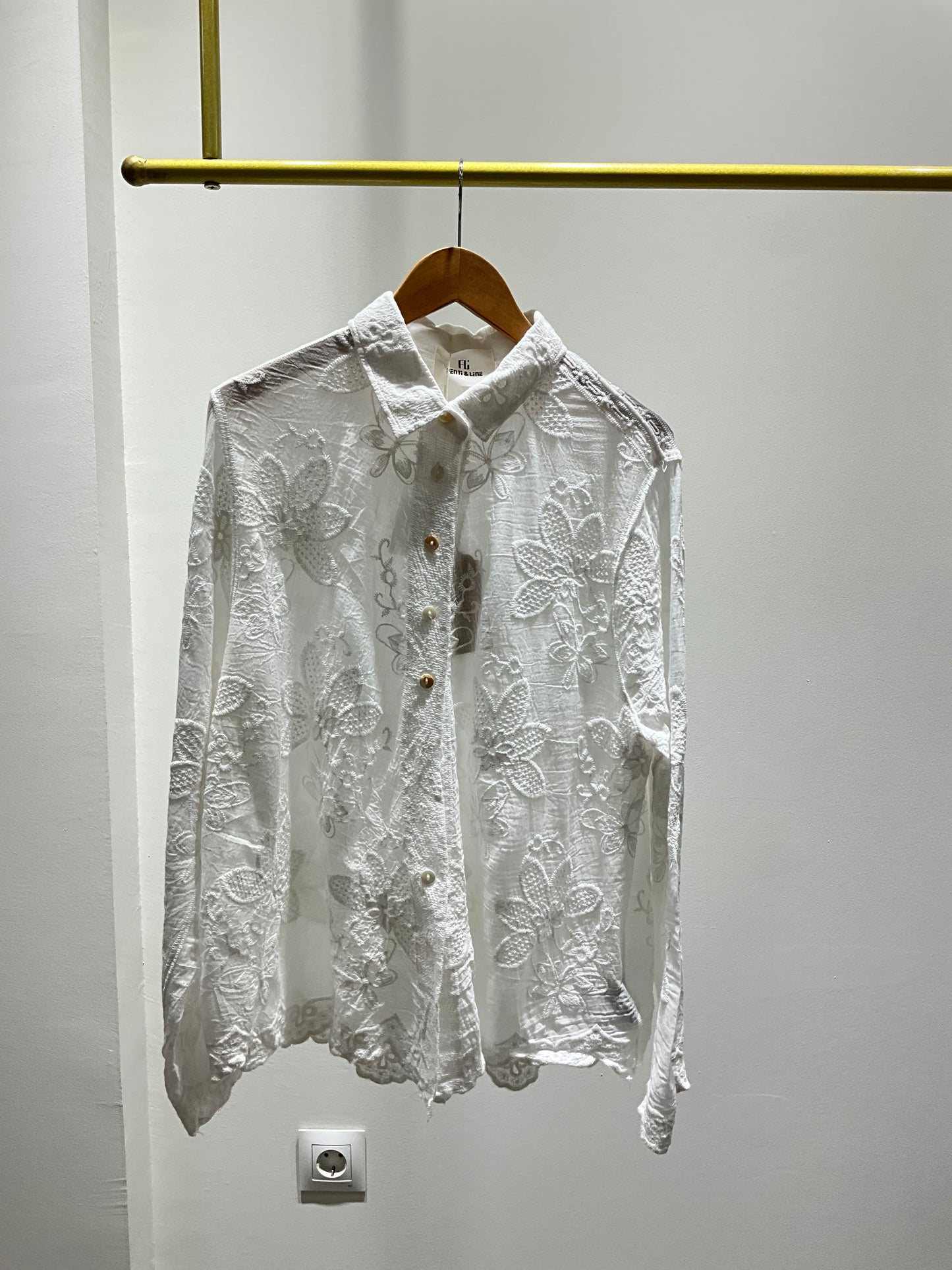 CAMISA RÚSTICA BORDADOS