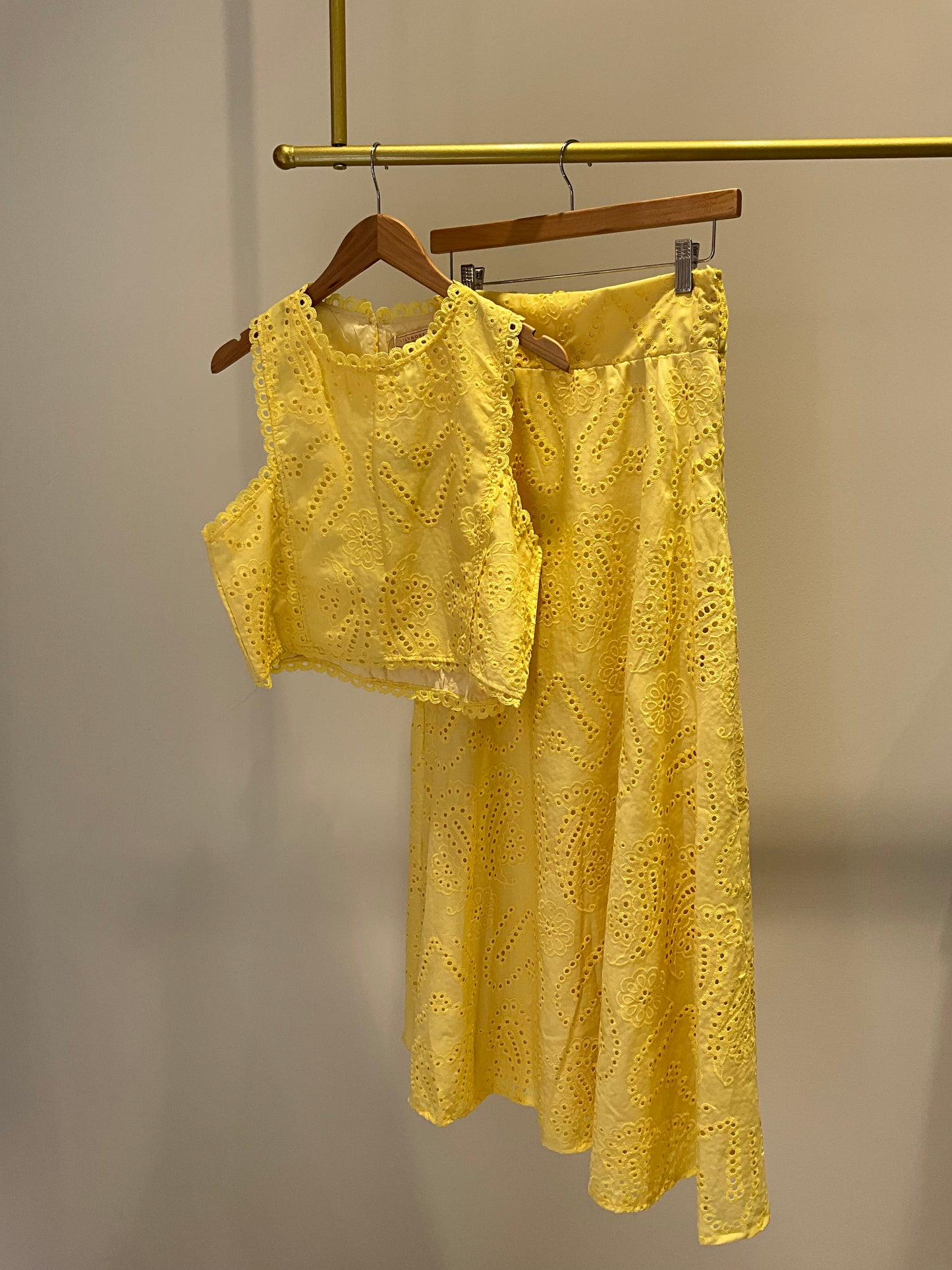 CONJUNTO CALADO AMARILLO