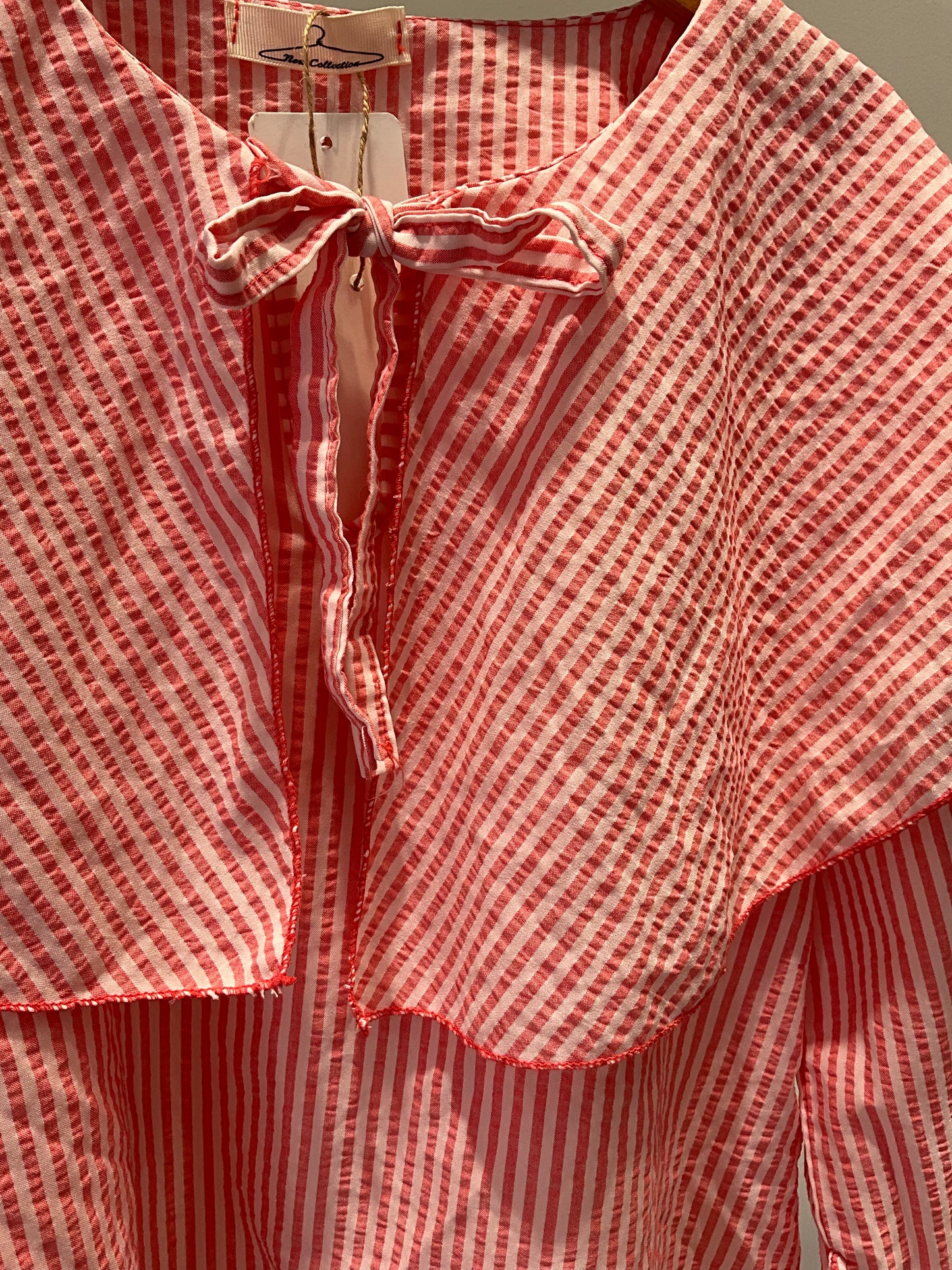 CAMISA A RAYAS ROJO Y BLANCO