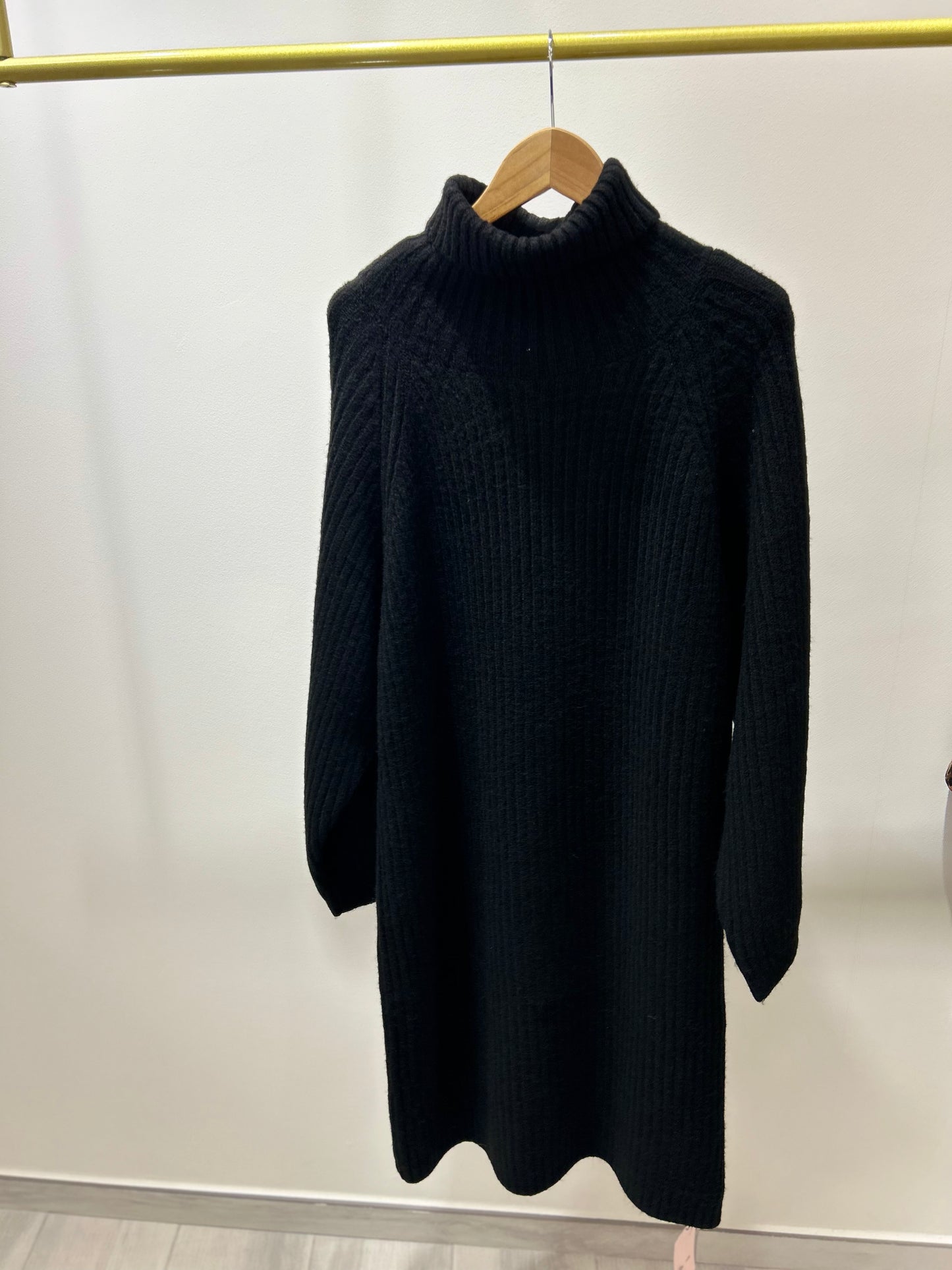 VESTIDO LANA NEGRO