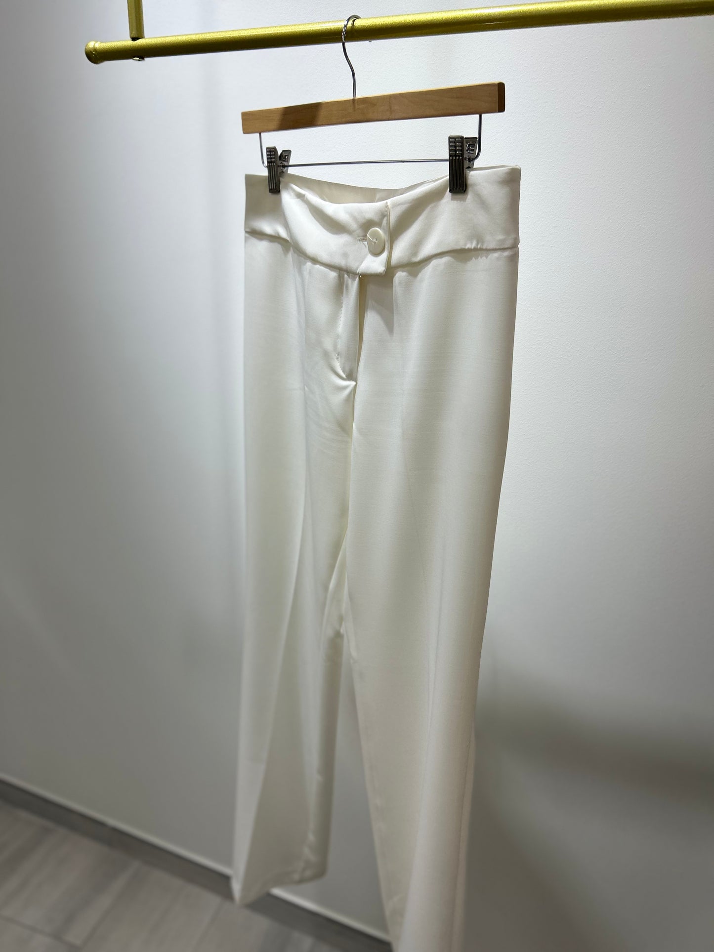 PANTALÓN BLANCO CAMPANA