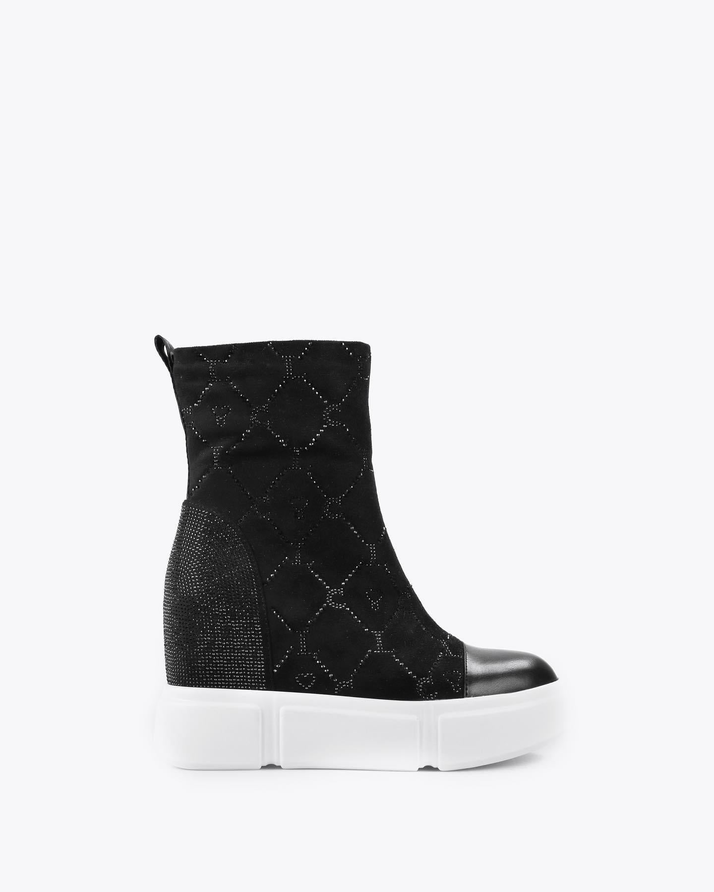 BOTAS DEPORTIVAS BRILLITOS LOLA CASADEMUNT