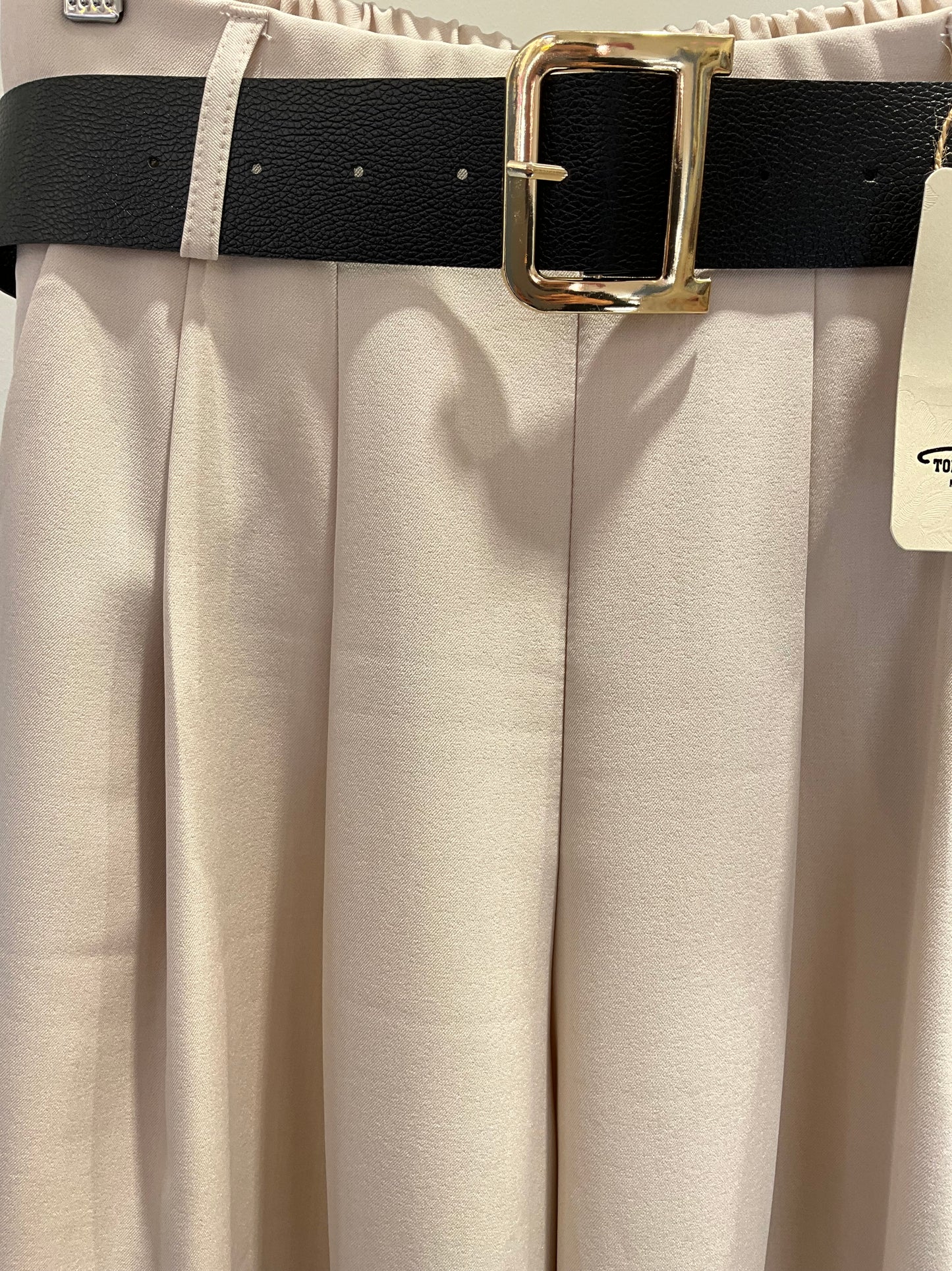 PANTALÓN FLUIDO CRUDO CON CINTURÓN
