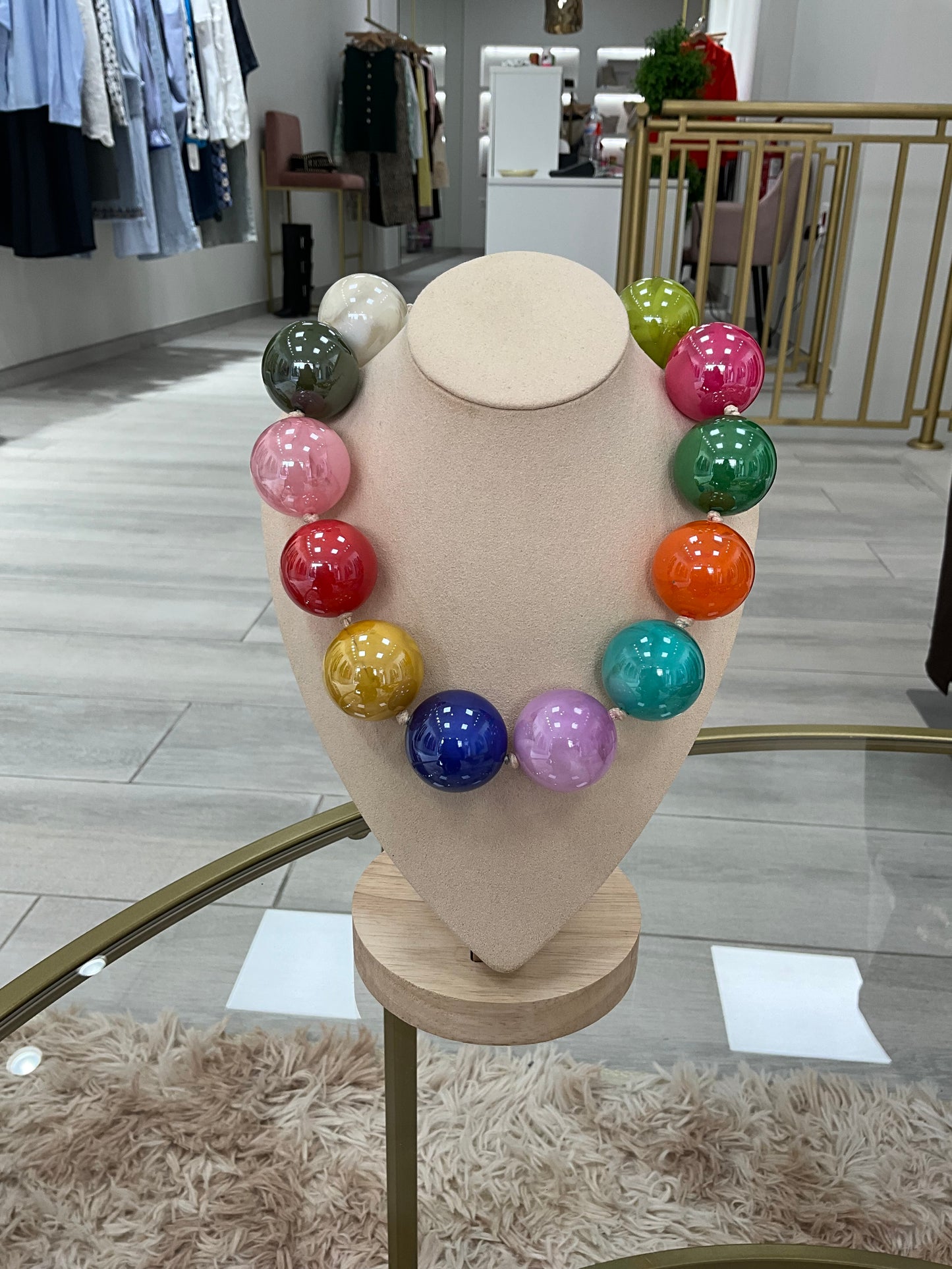 COLLAR BOLAS GRANDES COLORES