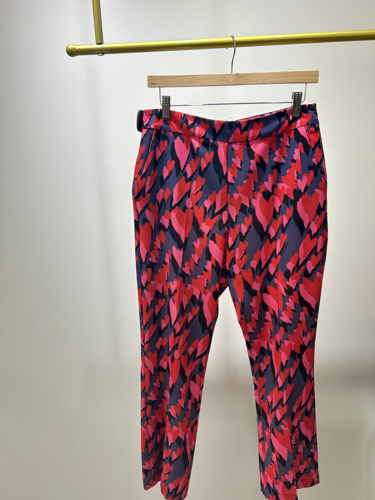 PANTALÓN CHINO CORAZONES SILVIAN HEACH