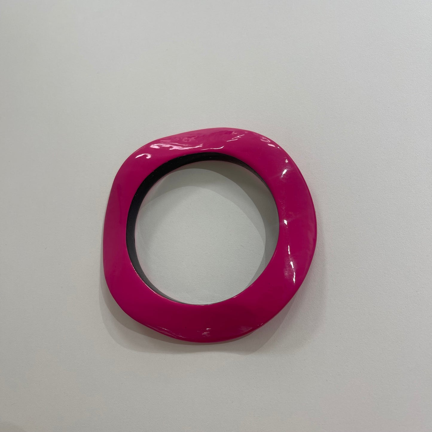 PULSERA RÍGIDA FUCSIA
