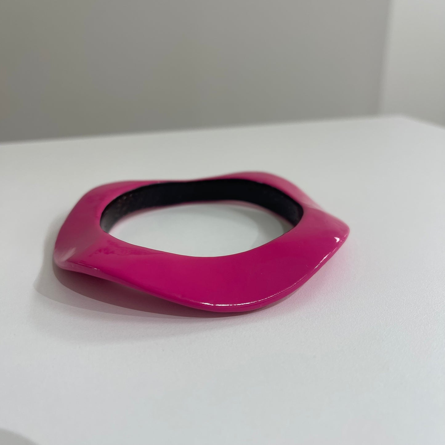 PULSERA RÍGIDA FUCSIA