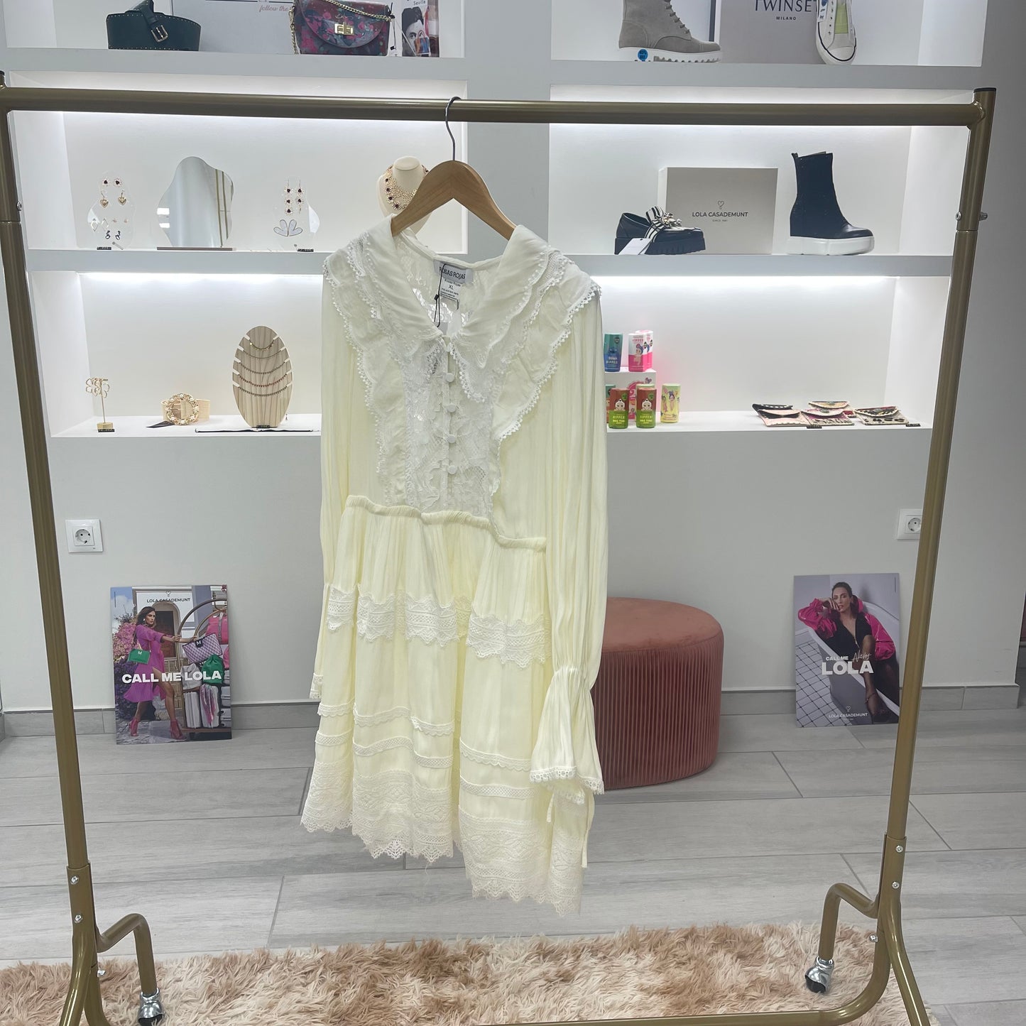 VESTIDO CRUDO DETALLES ENCAJE