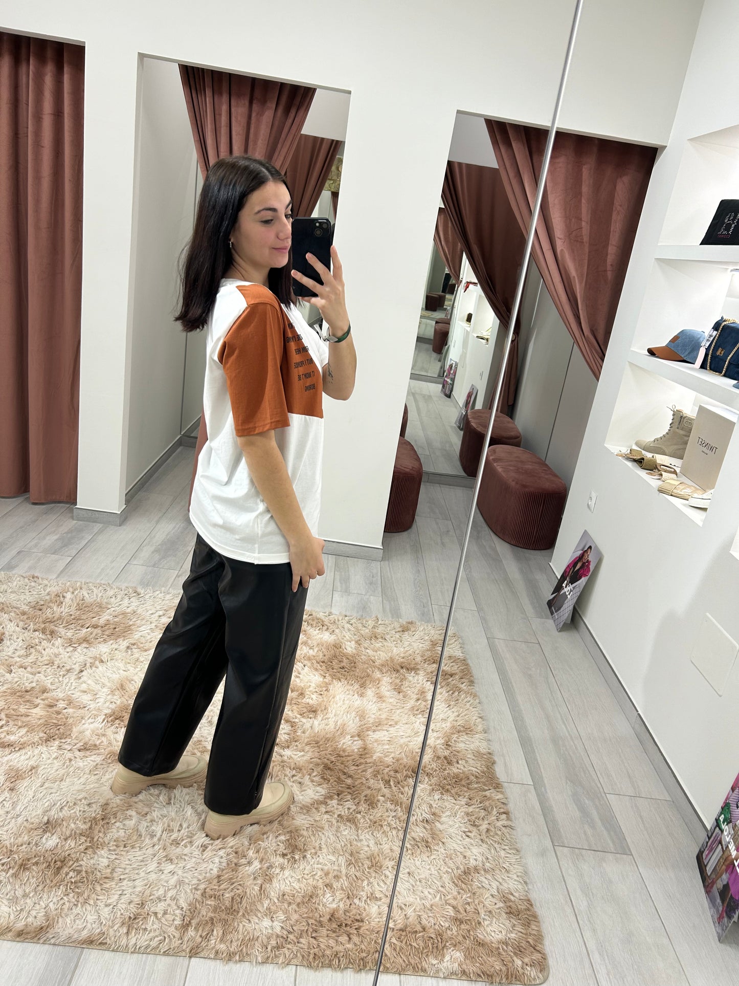 CAMISETA TEXTO SILVIAN HEACH