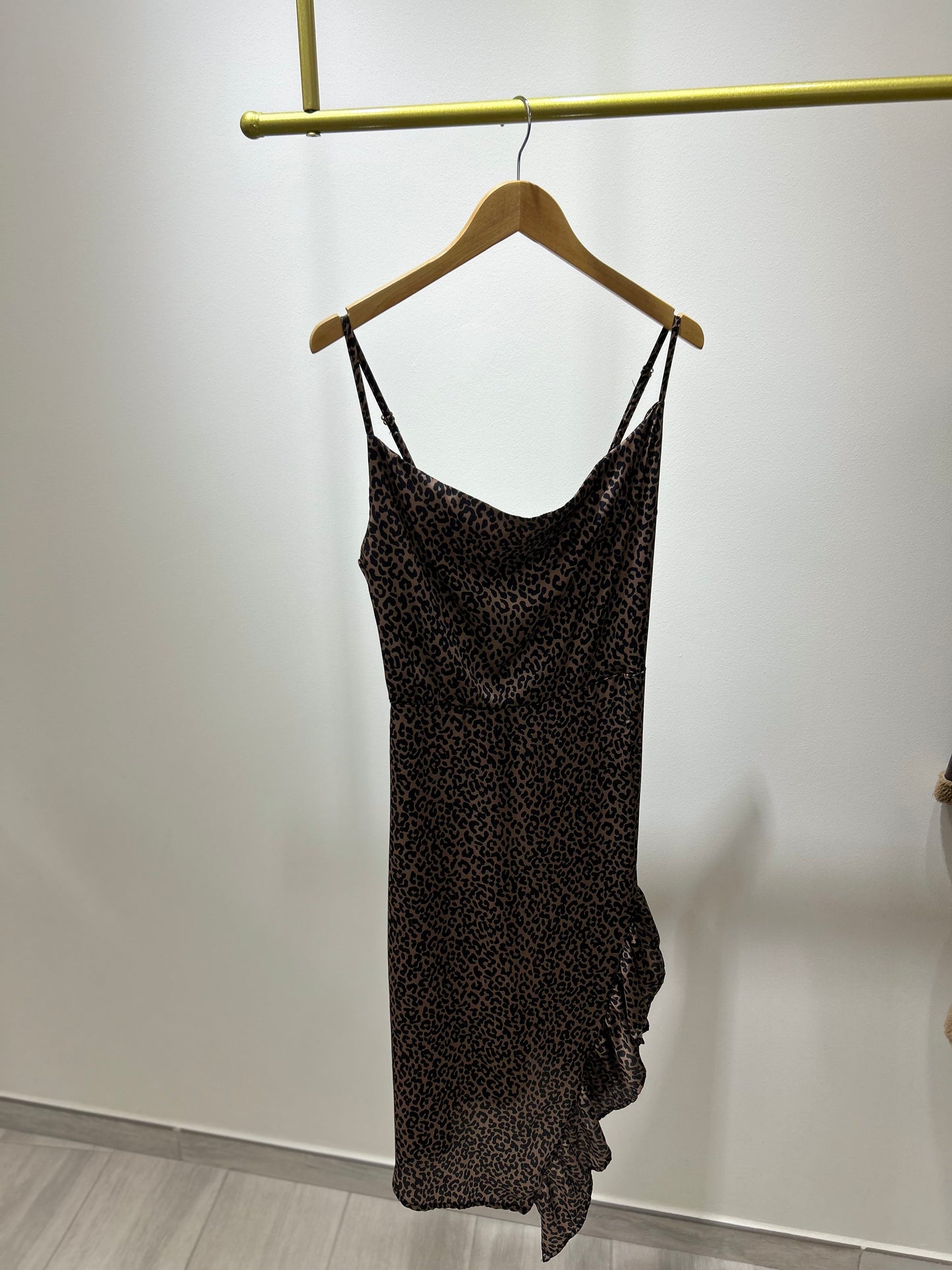 VESTIDO SATINADO ANIMAL PRINT