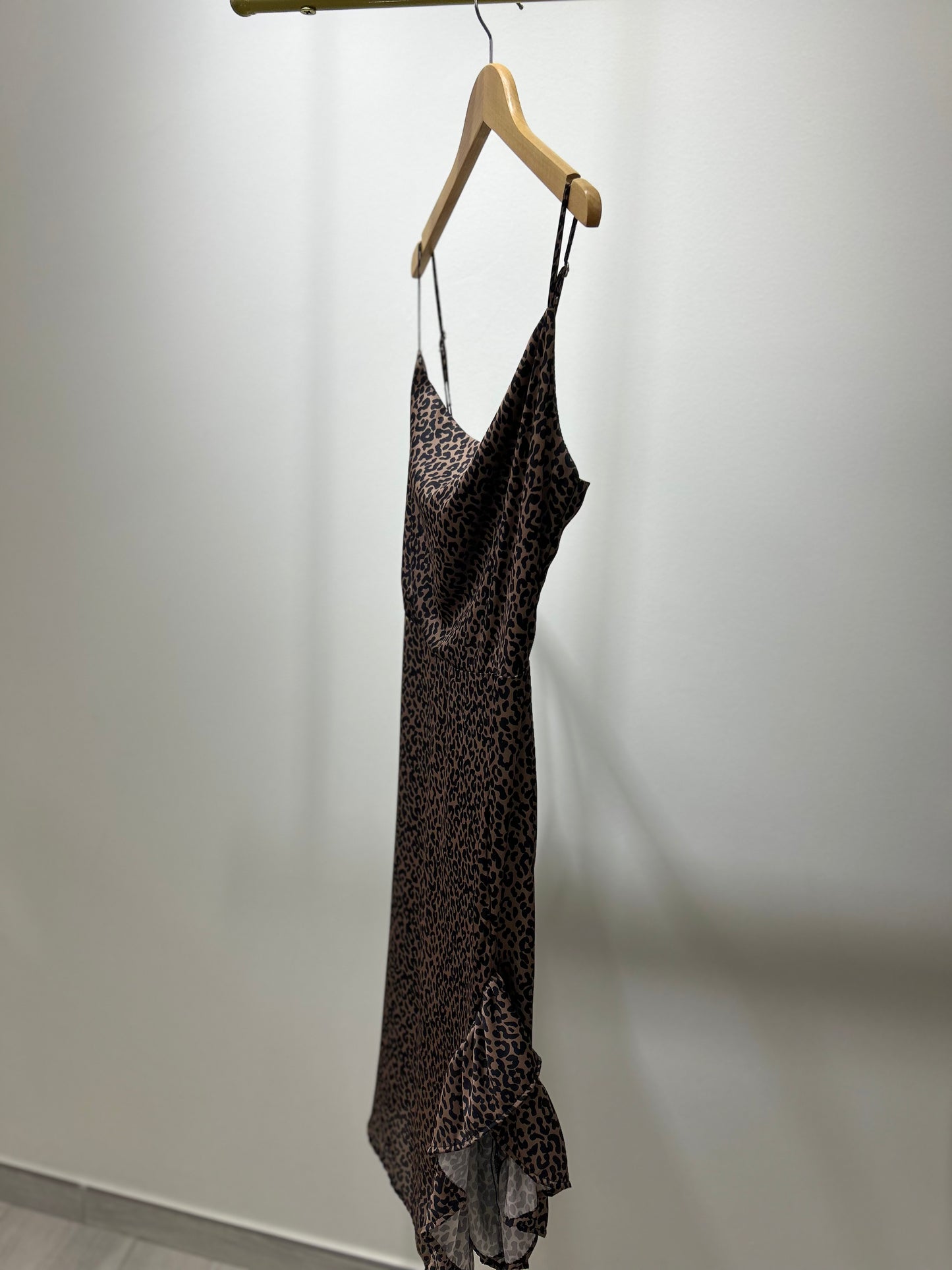 VESTIDO SATINADO ANIMAL PRINT
