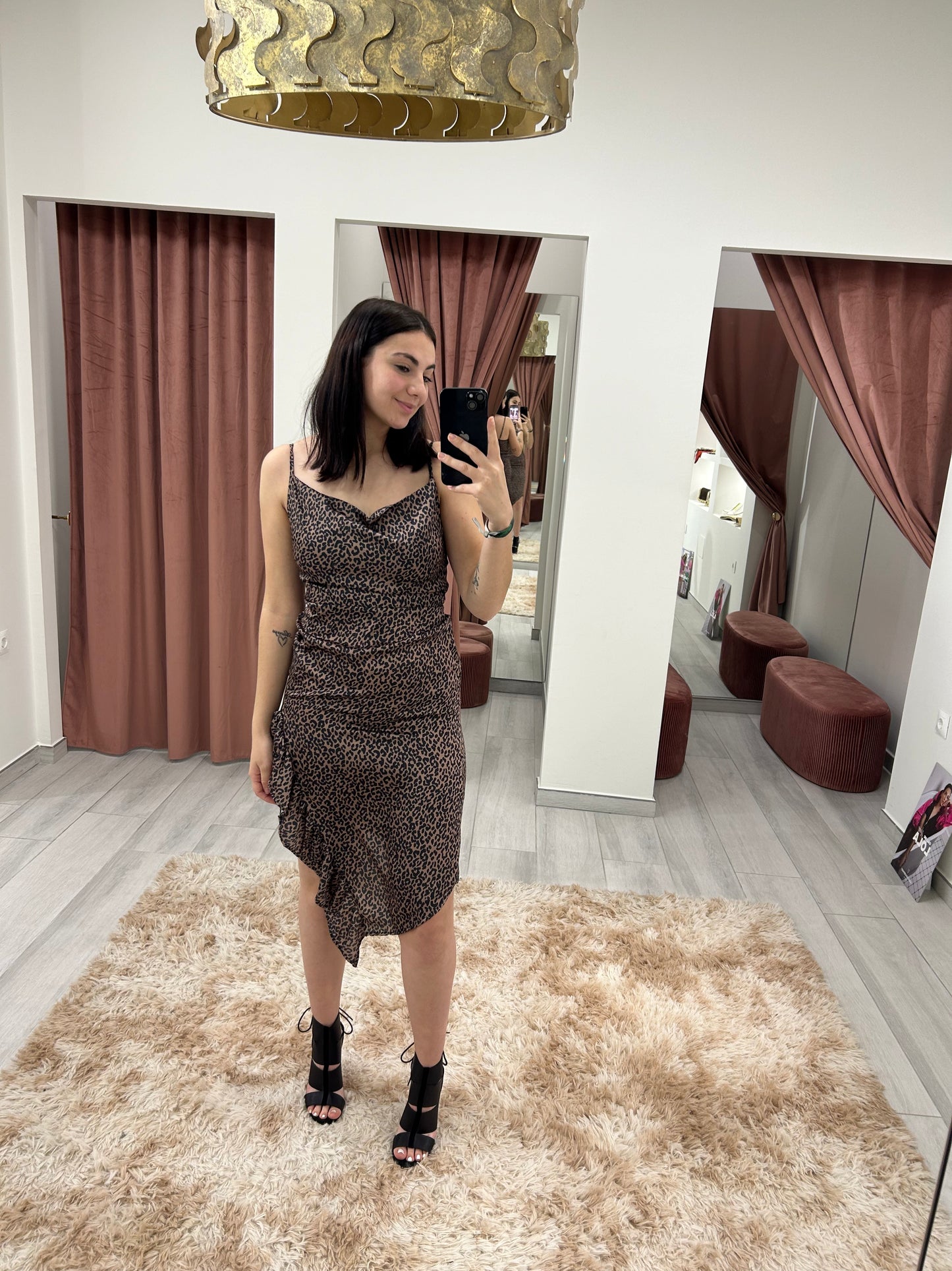 VESTIDO SATINADO ANIMAL PRINT