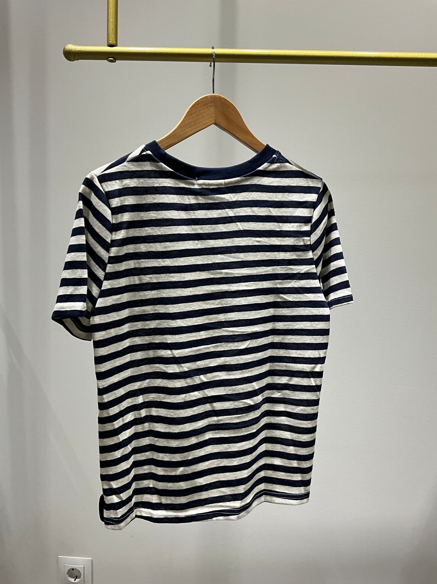 CAMISETA AZUL OSCURO RAYAS